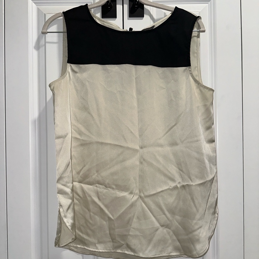 Vince Camuto women’s tank top